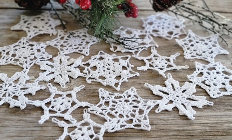 set Starched Hand Crochet White Christmas Snowflakes Motifs Doilies Ornaments 3.5 image 5