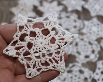 70psc Hand Crochet & Starched 3.5" Snowflakes Motifs Doilies Ornaments  White 