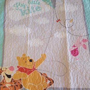 Winnie the Pooh  Crib blanket, Old Silly Bear Quilt,Baby Todler blanket 36&quot;X43&quot; Tiger Piglet