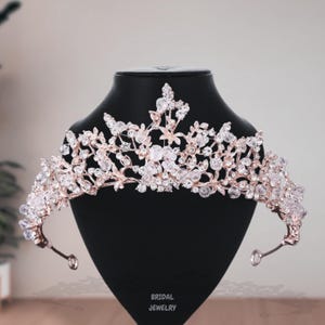 Purple Crystal Silver Crown: Elegant Rhinestone Bridal Tiara  display picture 3