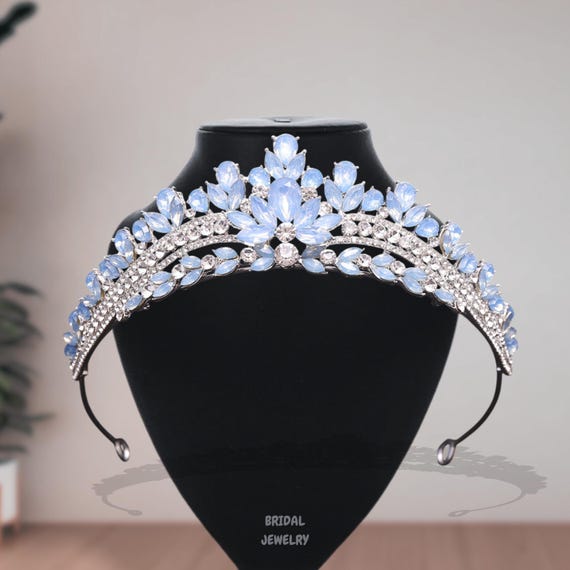Blue Opal Rhinestone Silver Crown: Quinceanera Bridal Tiara  display picture 2