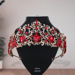 Elegant Bridal Wedding Red Crystal Crown, Women Gold Red Rhinestone Tiara, Trendy Unique Bridal Pageant Women Tiara Gift Her, Christmas