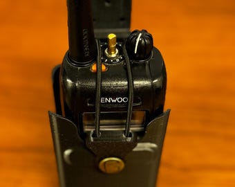 Tactical Radio Holder: Universal TPU Design with Quick-Release Swivel