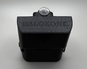 Naloxone Nasal Spray Holder: Quick-Release, Impact Resistant