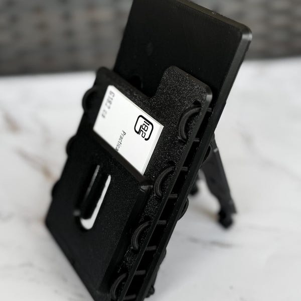 Soporte táctico para teléfono: compatible con MOLLE o con clip para cinturón - Resistente a impactos con ranura para tarjeta