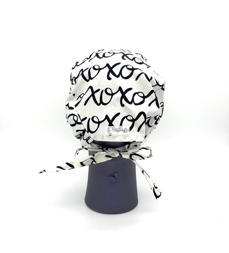 technician adjustable surgery hat nurse dentist veterinarian for doctor hygienist XOXO black and white Valentine tie back scrub cap