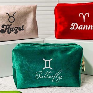 Personalized 12 Constellation Velvet Cosmetic Bag Bridesmaid Proposal Gift Luxury Travel Toiletry Pouch Custom Makeup Bag Gift for Her