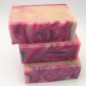 Peppermint Tingle w Goats Milk Huge Bar 5 to 7oz Bar image 4