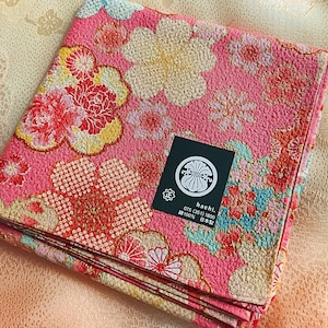 Japanese Floral Furoshiki 53cm | Pink Sakura Pattern Cotton Wrap Cloth | Made in Japan Reusable Gift Wrapping｜日本製 小風呂敷 53×53cm 桜と花柄 ピンク 綿100