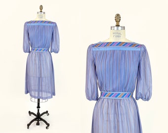 Vintage 80s Dusty Blue and Purple Half Sleeve Plissé Bodice Sheer Day Simple Secretary Boho Summer Bateau Dress Small, S