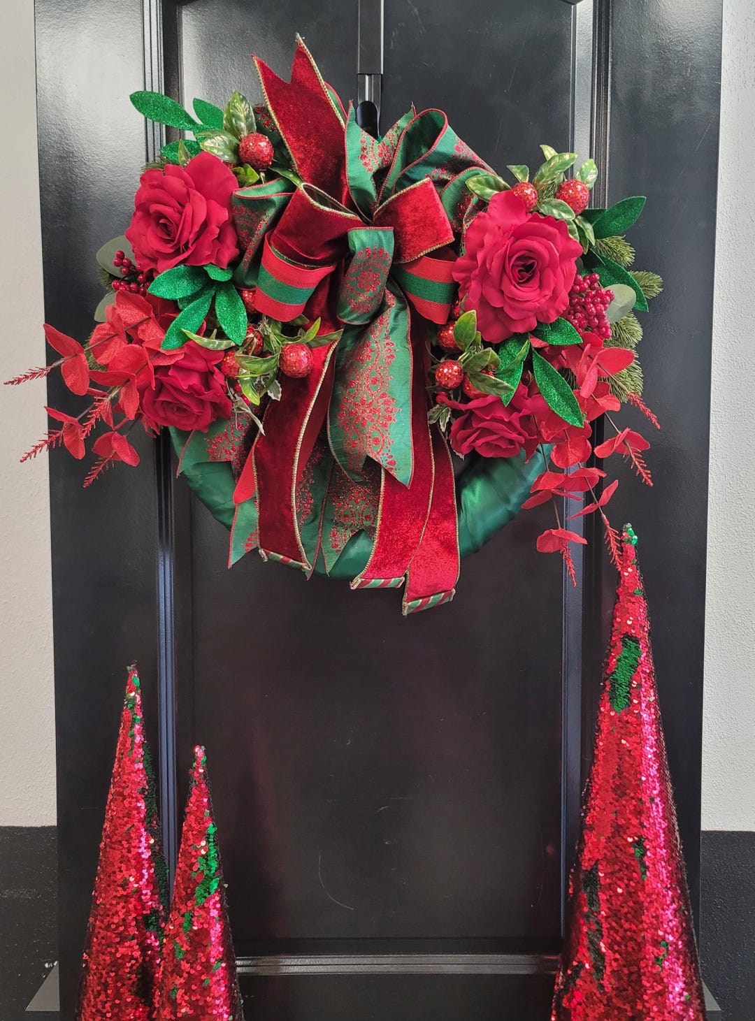 Elegant Red and Green Velvet Christmas Wreath – Satin Wrapped Base With ...