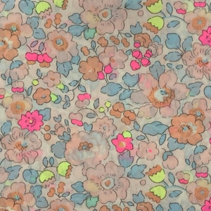Liberty of London - Bespoke Betsy BBB (Bim Bam Boom) - fat quarter