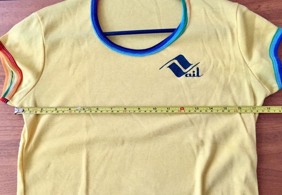 Vintage T-shirt Vail Colorado 1980s T shirt Yello… - image 5