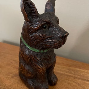 Scotty dog figurine brush holder KING New York chalk ware deco