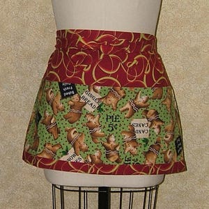 Gingerbread Man Christmas Apron: Lined Cotton Half Apron
