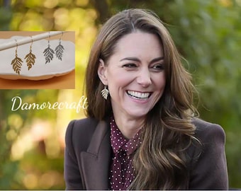 Kate Middleton Sterling Silver Leaf Earrings- Gold Fern Leaf RepliKate Earrings Duchess of Cambridge- Ornate Craved Leaf Striae  Earrings