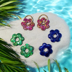 Interchangeable flower hoop earrings