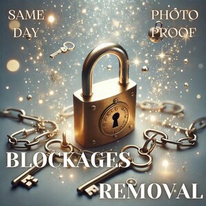 Può includere: Un lucchetto dorato con un buco della serratura e una catena, circondato da luci scintillanti. Il testo "SAME DAY" e "PHOTO PROOF" è visibile negli angoli superiori dell'immagine. Il testo "BLOCKAGES REMOVAL" è visibile nella parte inferiore dell'immagine.