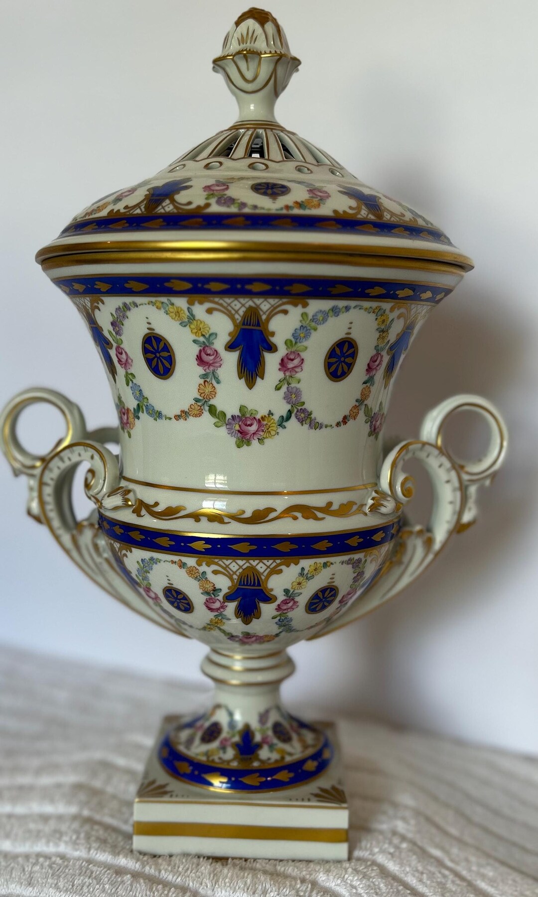 ドレスデン Carl Thieme ピアスドバスケット ドレスデン Carl Thieme