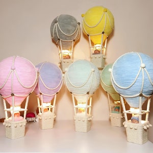 Decorazione per la cameretta dei bambini a forma di mongolfiera / Centrotavola per baby shower / Mobile per neonati / Mongolfiera sospesa e da terra / Regalo personalizzato per neonati