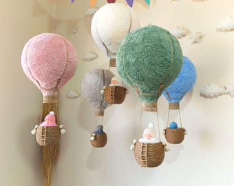 Plush Hot Air Balloon Nursery Mobile: Baby Room Decor