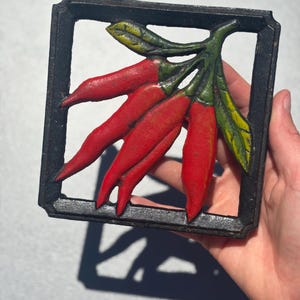 Vintage 1980er Jahre Chili Peppers Gusseisen Untersetzer