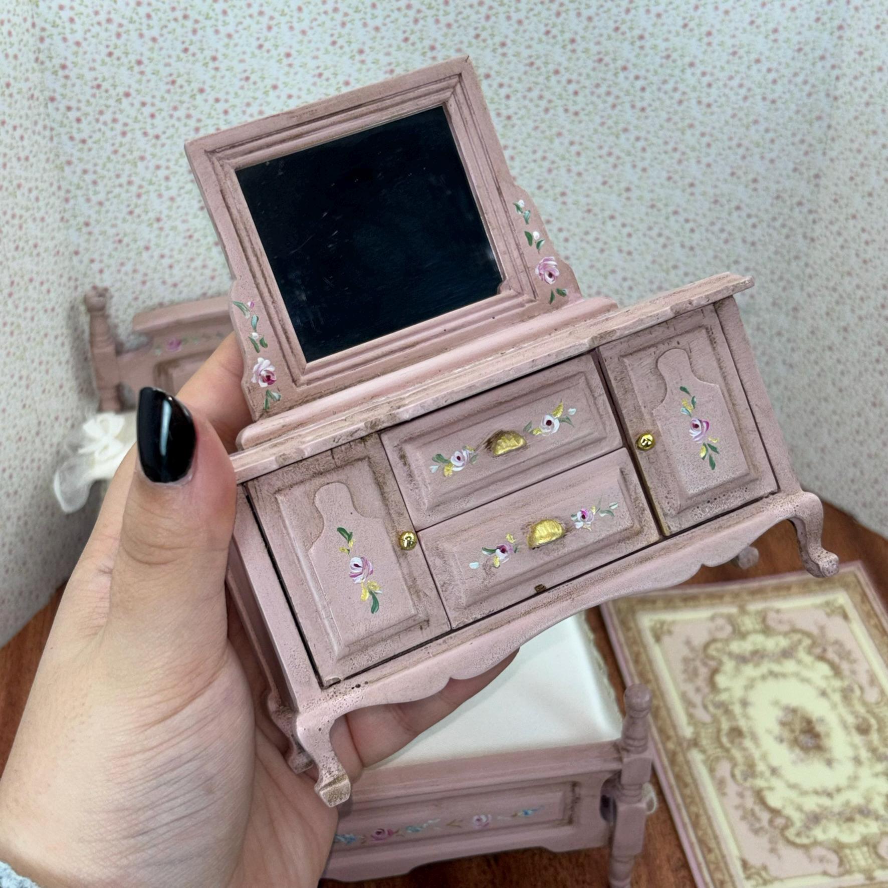 Gaël Dollhouse Furniture Bedroom. Miniature Shabby Chic Furniture ...