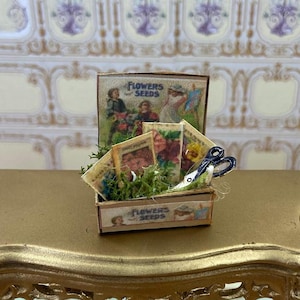 Scatola di semi da giardino Miniatura per casa delle bambole Scatola da giardino romantica antica. 1,12 Aphotecary in miniatura per case delle bambole. 1,12 Brocante effimero in miniatura