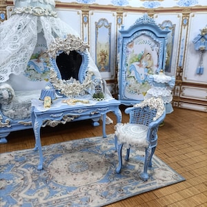 Tocador francés de Alicia en el País de las Maravillas para casa de muñecas. Miniatura de guardería a escala 1:12. Muebles de casa de muñecas en miniatura para habitación infantil barroca.