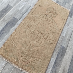 2x3 beige rug mini rug vintage mat small rug doormat rug bathmat rug turkish rug welcome rug entryway mat home decor livingroom rug 1.6x3.ft