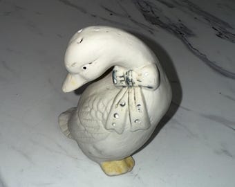 duck pepper shaker