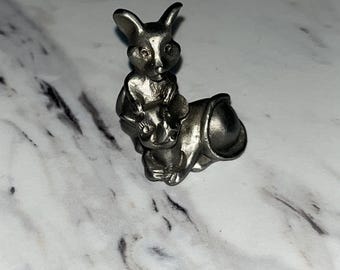 Hudson Pewter mouse figurine