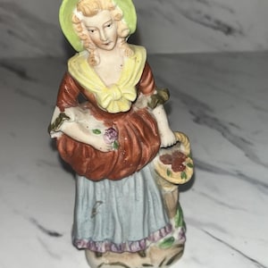 Vintage Hadson Victorian Lady W/Basket Bisque Figurine Made in Occupied Japan