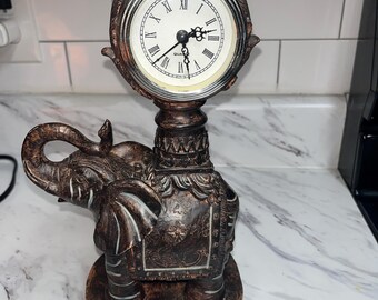 Vintage Elefant Uhr