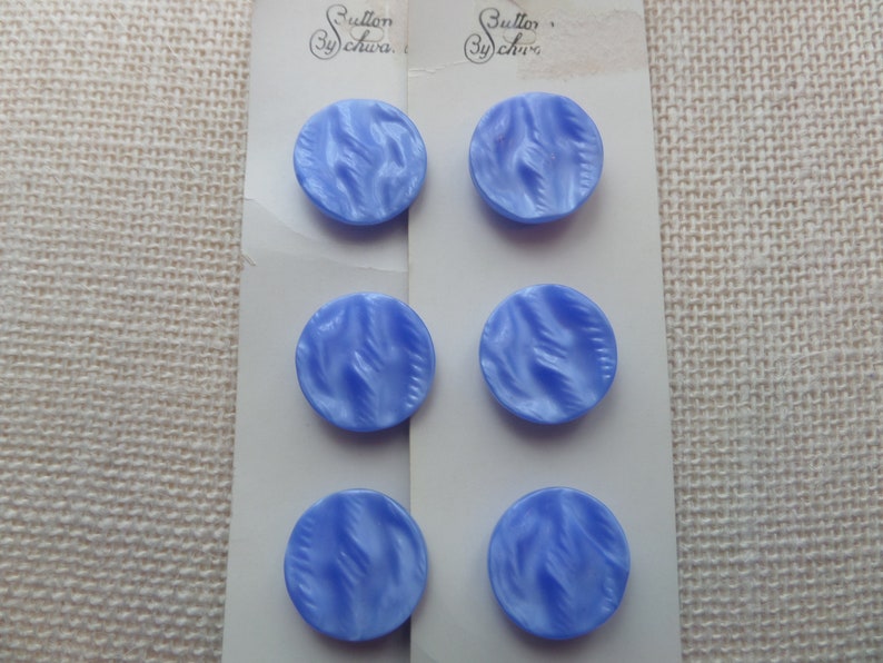 SCHWANDA 6 BLUE GLASS FLOWER BUTTONS ON CARD US ZONE GERMANY
