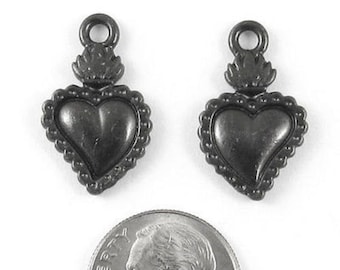 TierraCast Pewter Charms-Black FLAMING HEART MILAGRO (2)