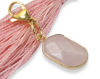 Elegant Rose Quartz Clip-on Charm - Faceted Pink Gemstone - Handbag Accessory - Chic Zipper Charm - Versatile for Daily Wear