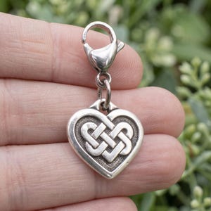 Celtic Heart Charm Jewelry Silver Love Knot Clip-On Bag Purse Zipper Pull Accessory Irish Heritage Gift for Her Journal Planner Keychain
