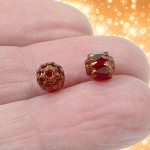 Vintage-Inspired Garnet Red Czech Glass Beads, 6mm Crown Cathedral Faceted Bronze Ends, Heirloom Style Jewelry, Premium Czech Glass 25-Pack