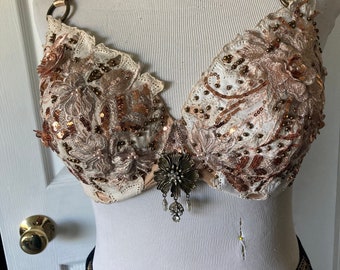 Tribal, Tribal fusion, bellydance, Antique lace, beaded, bellydance, burlesque, fantasy, dance bra