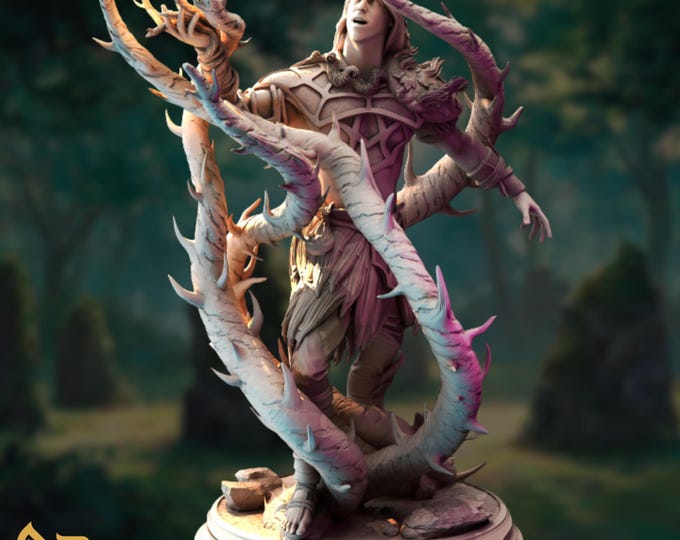 Male Druid Mini | Circle of Thorns Miniature | Vine-Summoning Guardian | By DM Stash