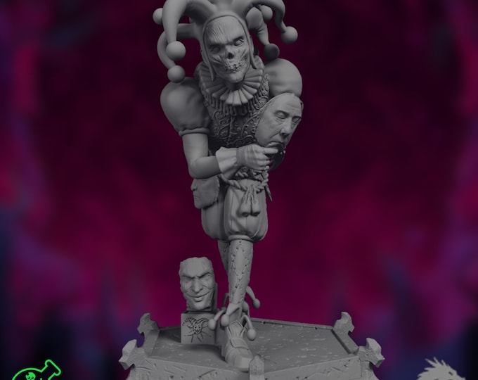 Faceless Jester Villain Mini | Twisted Performer Miniature | Horror Monster with Many Faces | Primal Collectibles