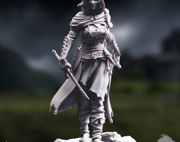 Hooded Female Rogue Mini | Shadow Assassin Miniature | Cloaked Knife Fighter | By DM Stash