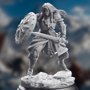 Female Fighter Captain Miniature for 5e – Female Warrior, Commander, or Battle Leader NPC – Tabletop RPG Figure by DM Stash