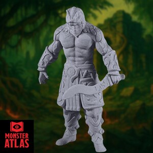 以下が含まれることがあります： 曲がった剣を持つ灰色の戦士のフィギュア。このフィギュアは筋肉質で、鎧を着ており、衣服と鎧には複雑なデザインが施されています。Monster Atlasのロゴが左下に表示されています。