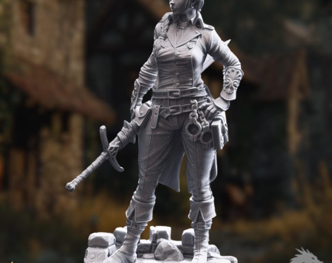 Female City Watch  Mini | Inquisitor Rogue Miniature | Investigator with Shackles and Sword | DM Stash