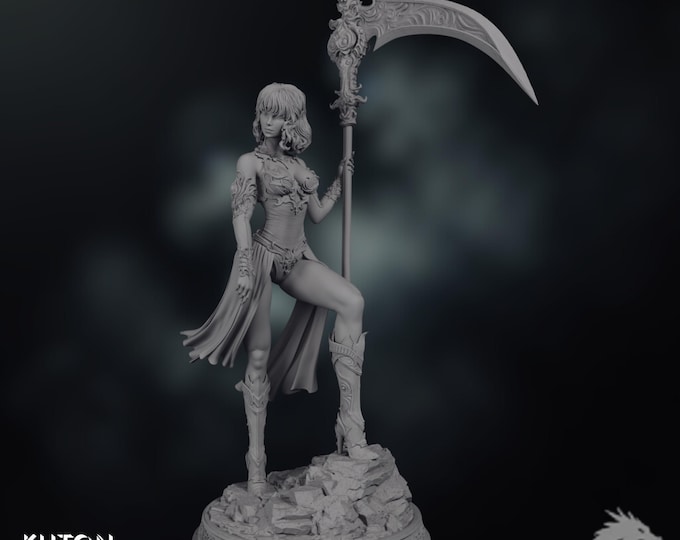 Moonblade Elf Resin Display Model | Fantasy Scythe Huntress | 1:10 Scale Figure | By Kuton
