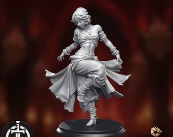 Travelling Entertainer Mini | Folk Dancer Miniature | 32mm–75mm Resin Expressive Dynamic | By Broken Swords