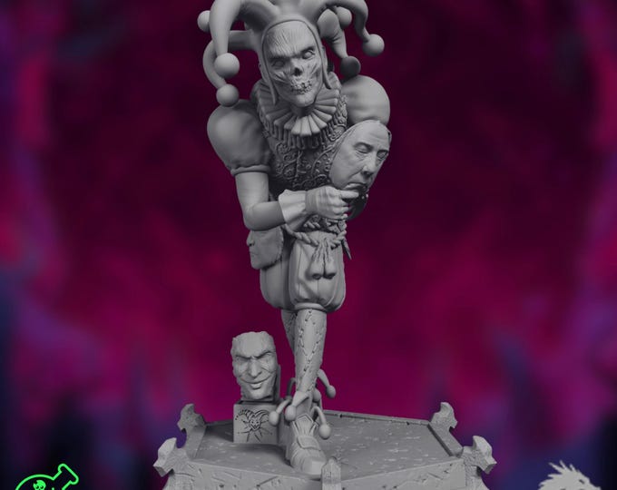 Faceless Jester Villain Mini | Twisted Performer Miniature | Horror Monster with Many Faces | Primal Collectibles