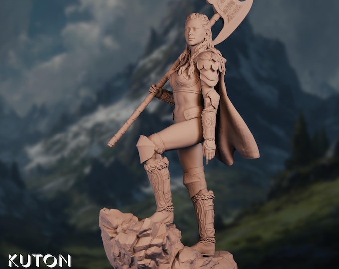 Female Barbarian Resin Model Kit | 90mm Heroic Fighter with Axe